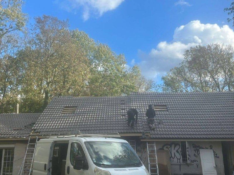 Équipe LC Couverture sur chantier toiture